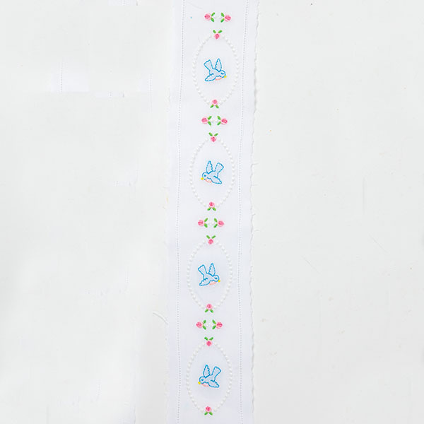 Bluebird in Granitos Oval Vertical Insertion combined
